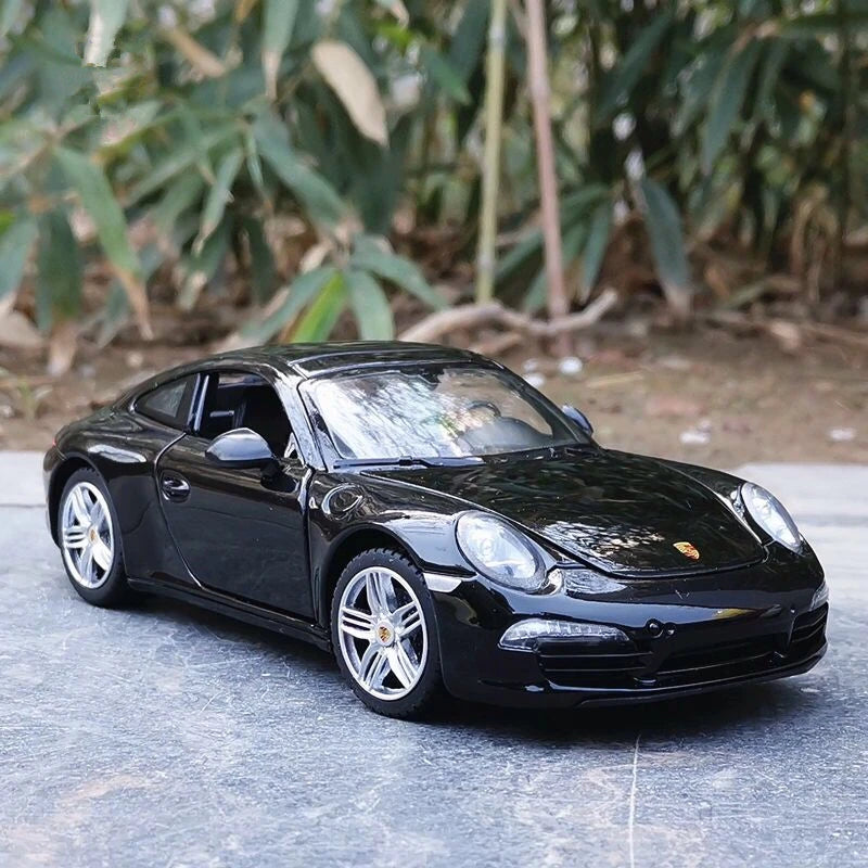 Porche 911 Carrera Die Cast 1:24